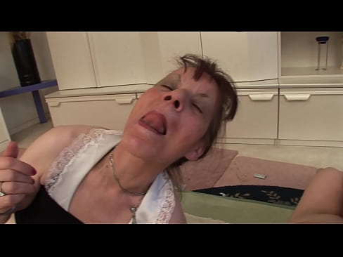❤️ Bi amona eta aitona batek hirukotea dute ❌ Pornografia besterik ez pornoan eu.javarchive.top